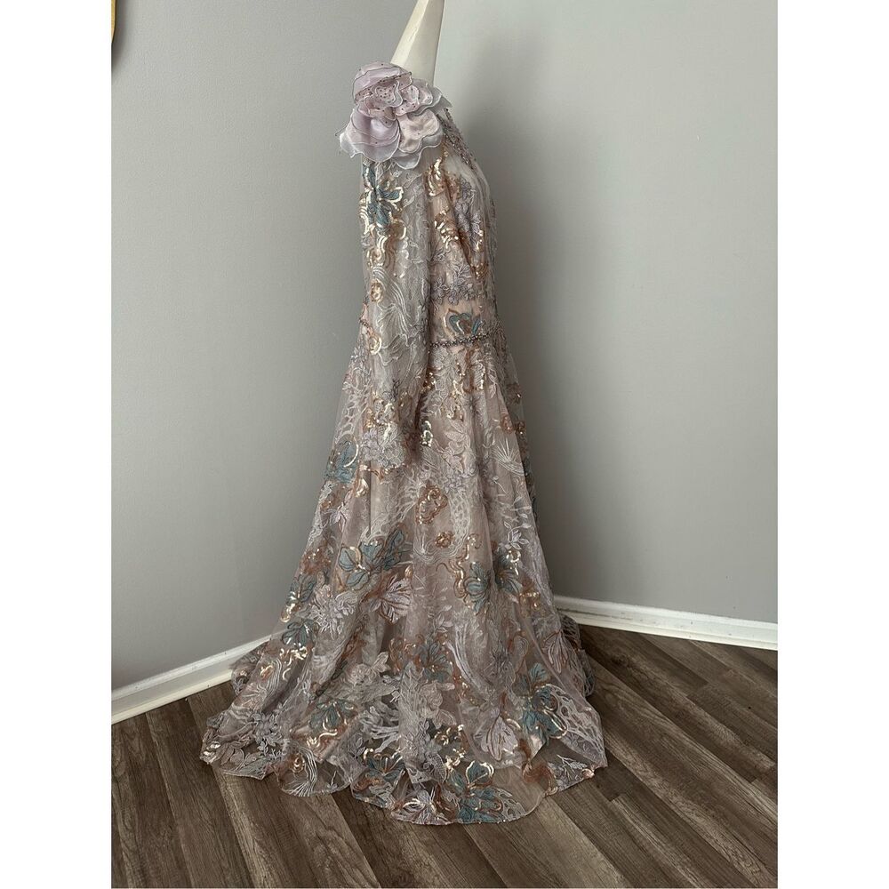 Mac Duggal Embellished Long Sleeve High Neck Rose Applique Gown SIZE US 16 $798 - Picture 8 of 11